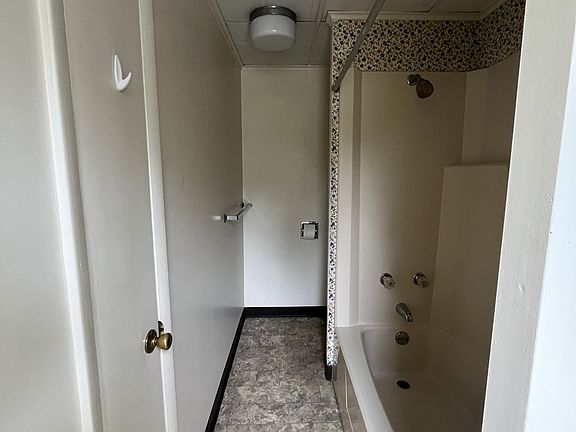 2nd image of 4344 W Summit St #11397232