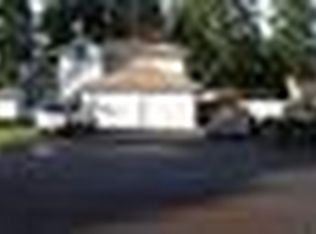 9915 157th St E, Puyallup, WA 98375