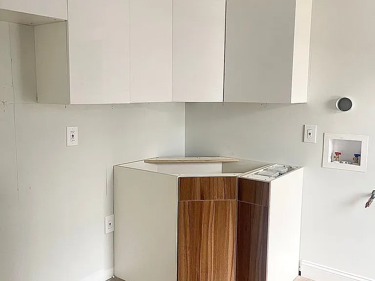 525 South 42nd Street — Photo 6