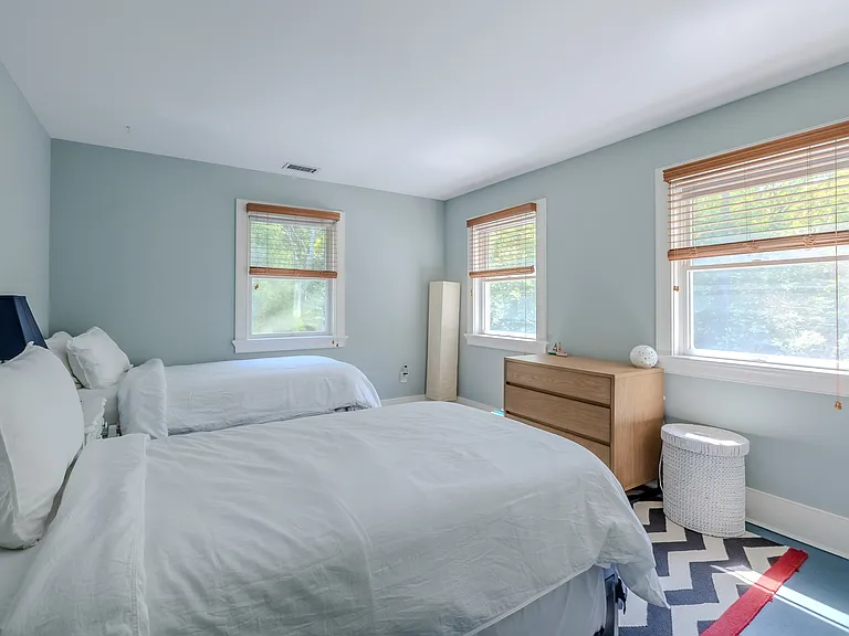 16 Ocean Pkwy — Photo 16