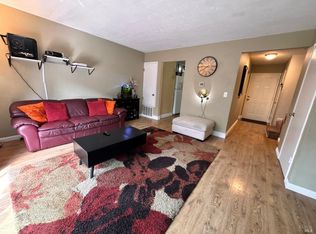 37 Front St APT D, Healdsburg, CA 95448