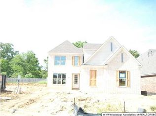 8668 Wood Thrush Ln, Olive Branch, MS 38654