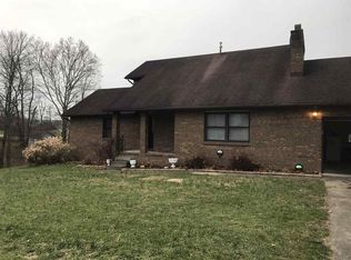 4 Tiara Ct, Hurricane, WV 25526