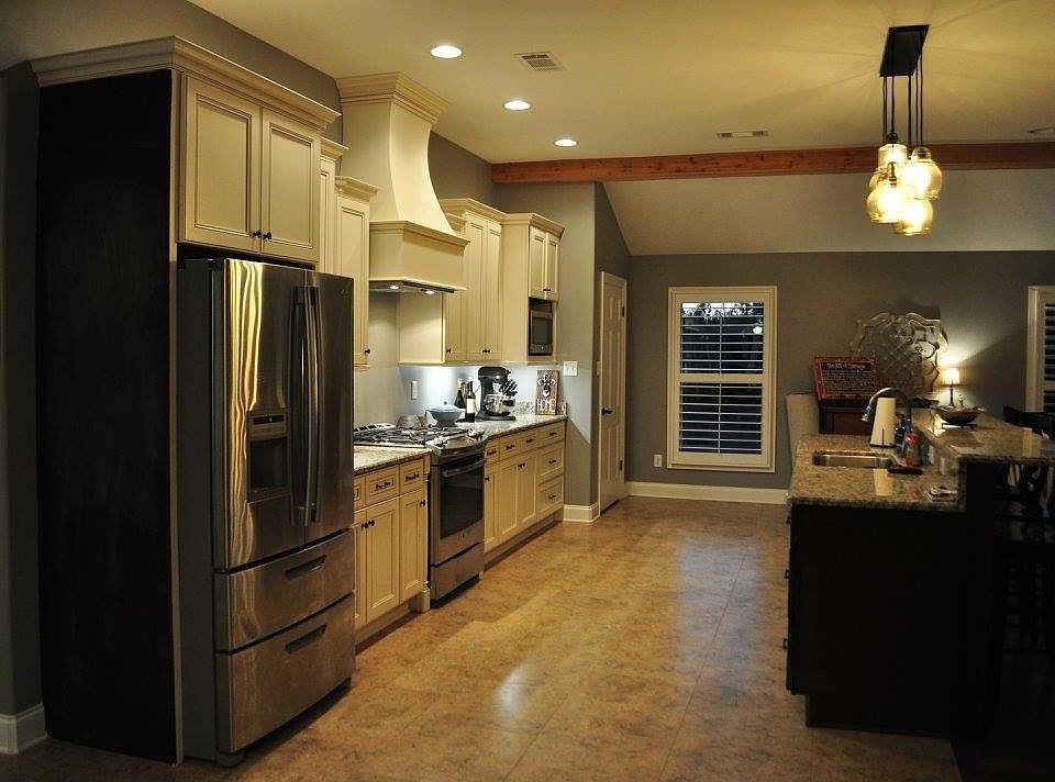 2nd image of 280 Jenkins Dr