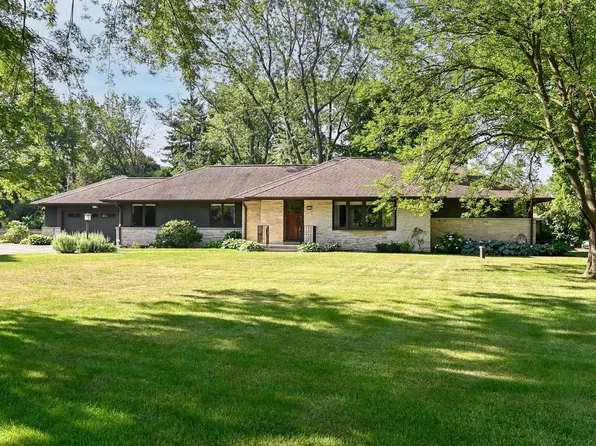 12745 Lee COURT, Elm Grove, WI 53122