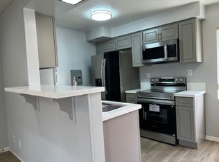 5945 Cloverly Ave #L, Temple City, CA 91780