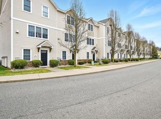 32 Regency Ct #13, Chicopee, MA 01020