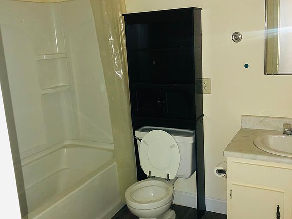 3rd image of 2 West St #1-107