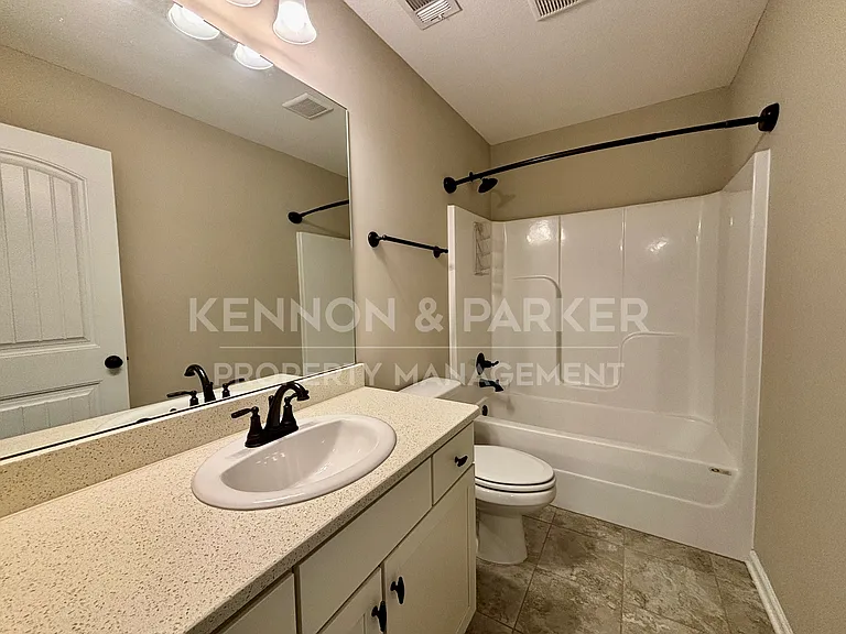 4526 Mountain Ivy Dr — Photo 29
