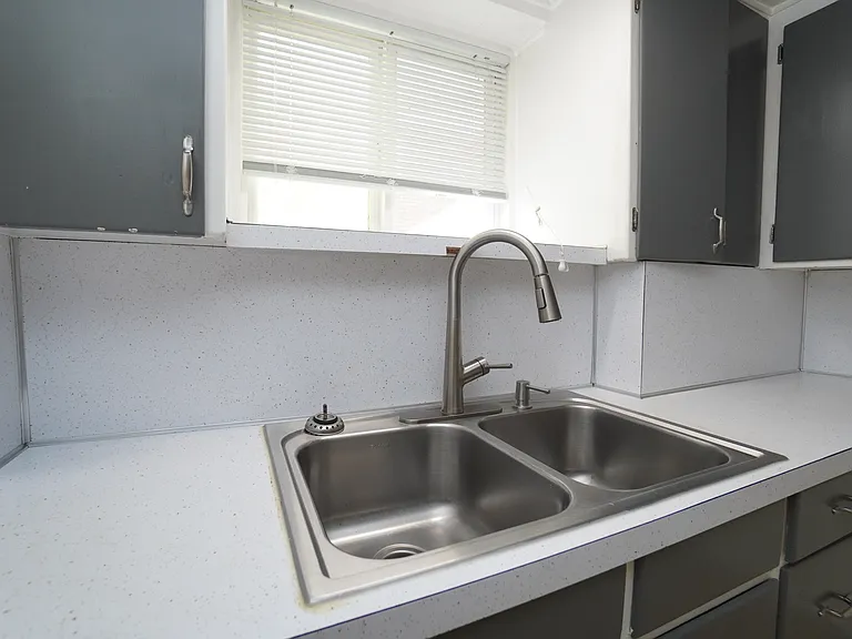 2506 W Woodlawn Ave #4 — Photo 14