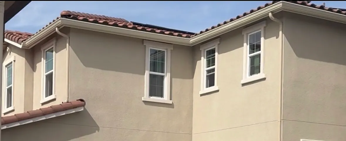 Gladiola Dr, Hollister — Photo 1