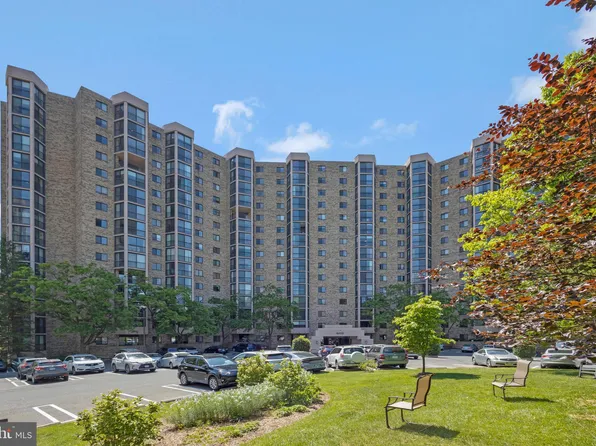 5902 Mount Eagle Dr APT 1006, Alexandria, VA 22303