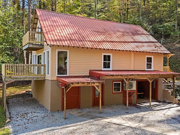 3rd image of 148 Barnett Hollow Rd