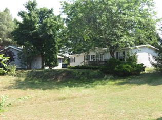 215 Sessions Rd, Shelby, MI 49455