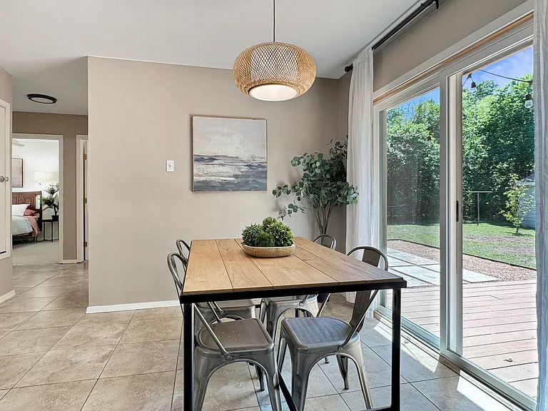 5306 Wellington Dr — Photo 5
