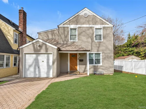 16 Fairfield Avenue, Port Washington, NY 11050