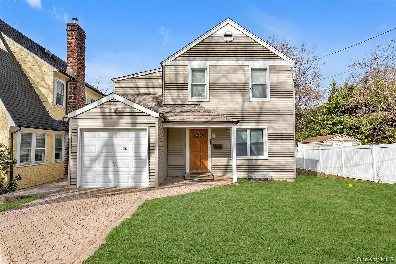 16 Fairfield Avenue photo 1