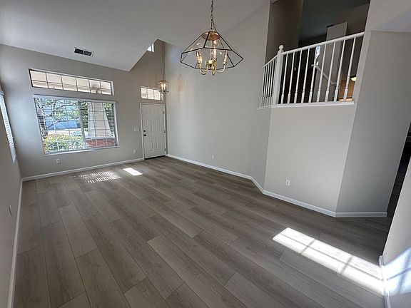 5th image of 5345 Fairside Way