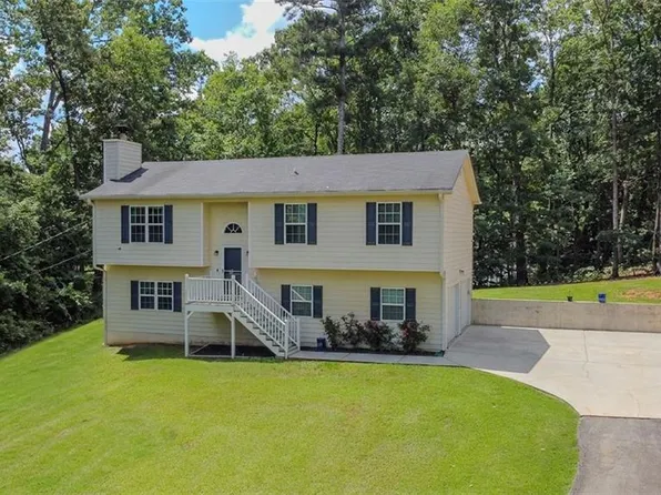 3796 Cannon Dr, Douglasville, GA 30135
