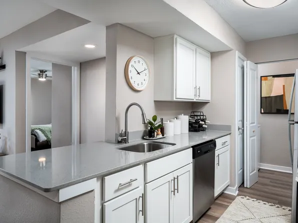 Hampton Farms Apartments