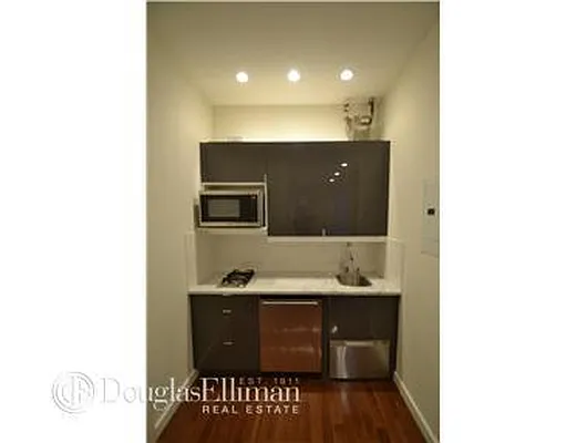 Rented by Douglas Elliman | media 15