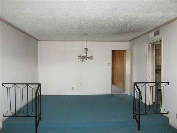 4th image of 9801 Darway Dr