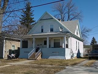 1st image of 422 Dove St