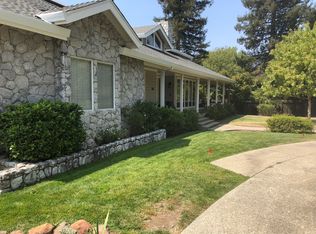 1 Oliveira Ln, Lafayette, CA 94549