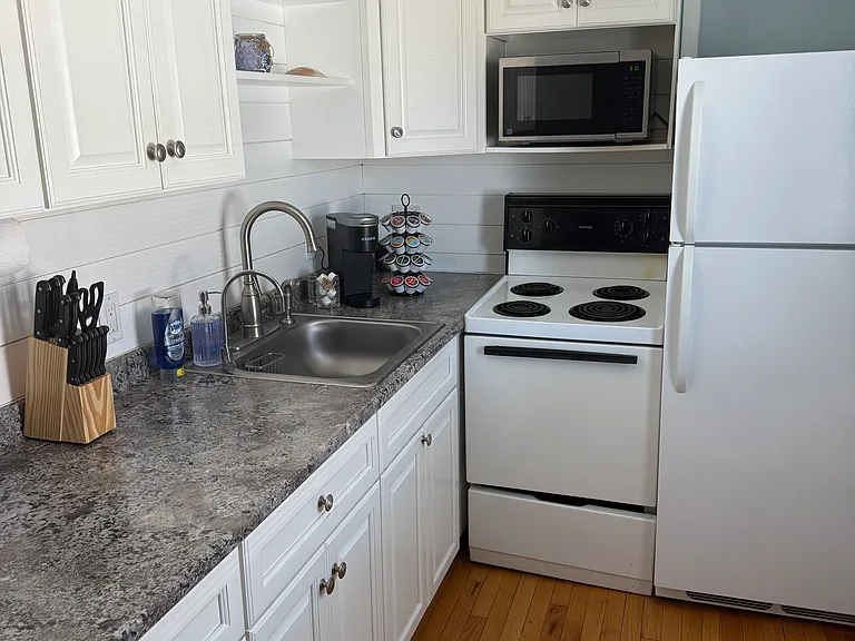 70 E Grand Ave #114 — Photo 8