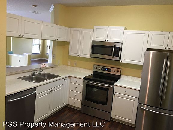 4th image of 1424 Arbor Lakes Cir