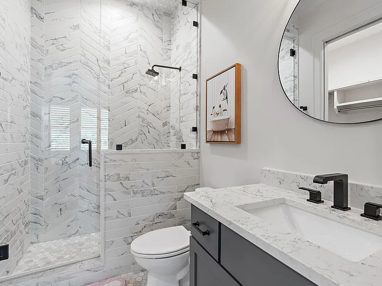 8808 Edgecomb Dr — Photo 35