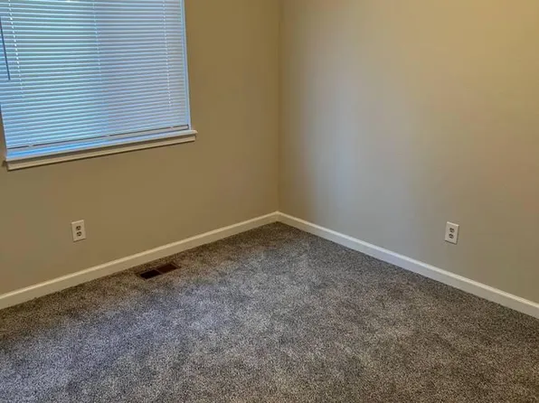 1928 Copper Creek Dr, Colorado Springs, CO 80910