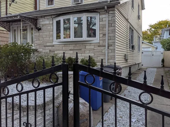 241-08 Newhall Avenue image 2 of 6