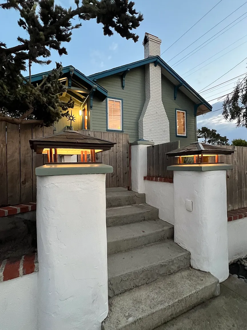 2 bed, 850 sqft, $4,700 — Photo 2