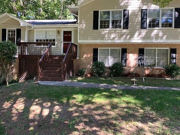 5th image of 2479 Ellis Ct