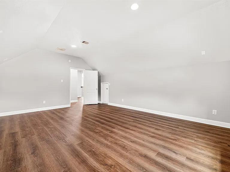 20706 Calloway Crest Ct — Photo 37