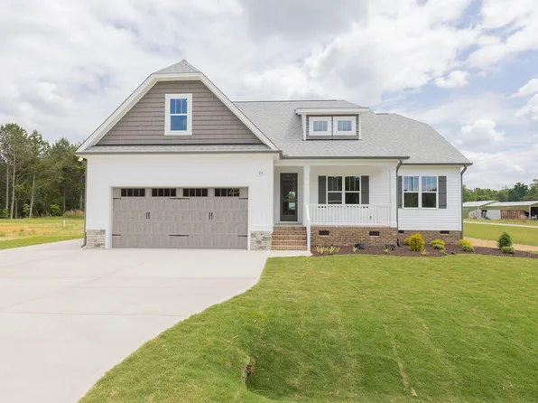 24 Sanders Farm Dr, Smithfield, NC 27577