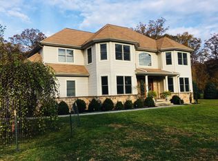 5 Eastridge Ln, East Stroudsburg, PA 18302