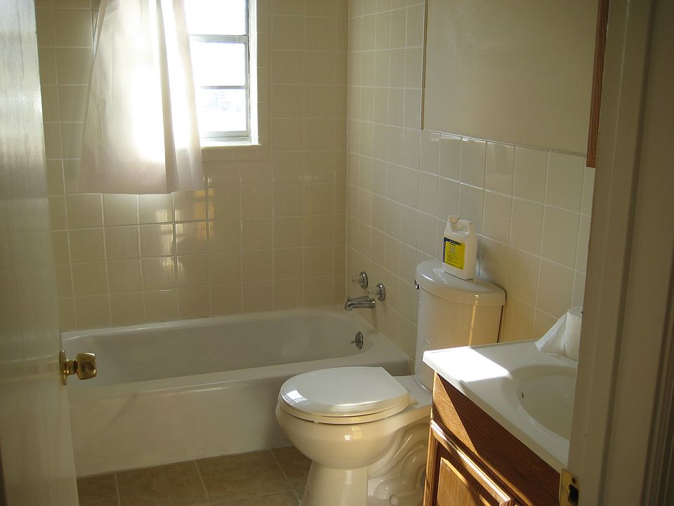 1st image of 119 Atlantic Ave