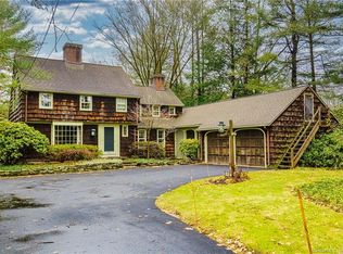 733 Mountain Rd, West Hartford, CT 06117