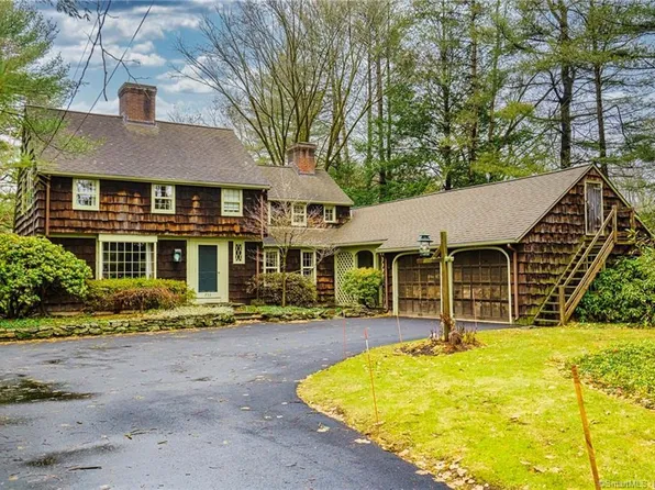 733 Mountain Road, West Hartford, CT 06117