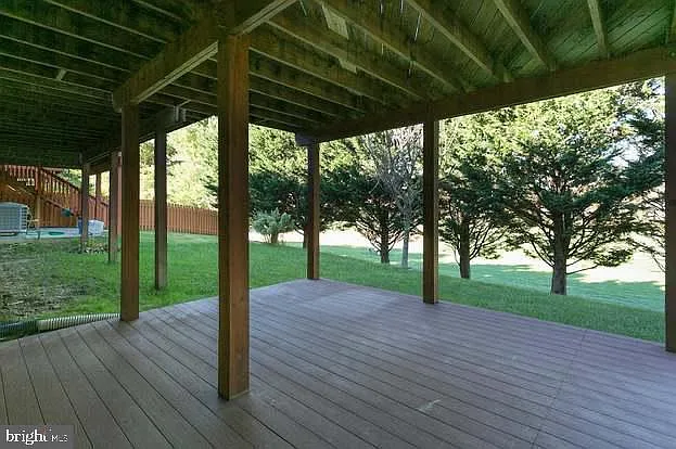8743 Stonehouse Dr — Photo 25