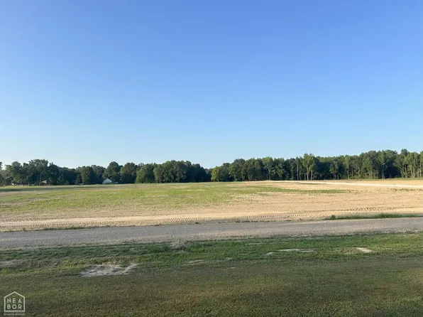 153 County Road 422, Jonesboro, AR 72404