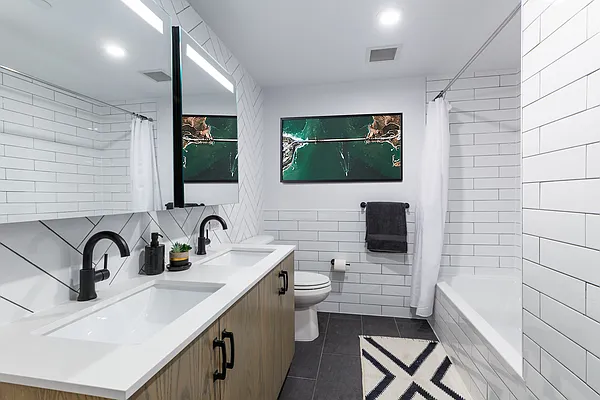 Rented by MNS | media 6