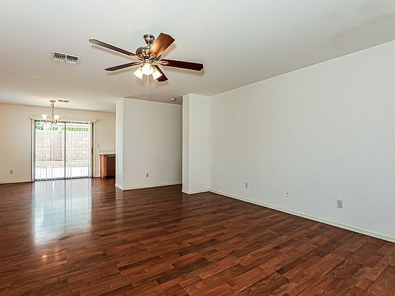 3rd image of 286 W Santa Gertrudis Trl