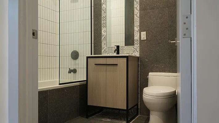 Rented by Bold New York | media 6