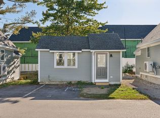 994 Portland Rd APT 4, Saco, ME 04072