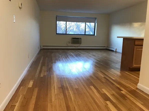 1803 Centre St, West Roxbury, MA