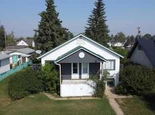 214 2nd Ave E, Hanna, AB T0J1P0