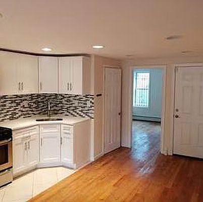 1st image of 1046 Herkimer St #2